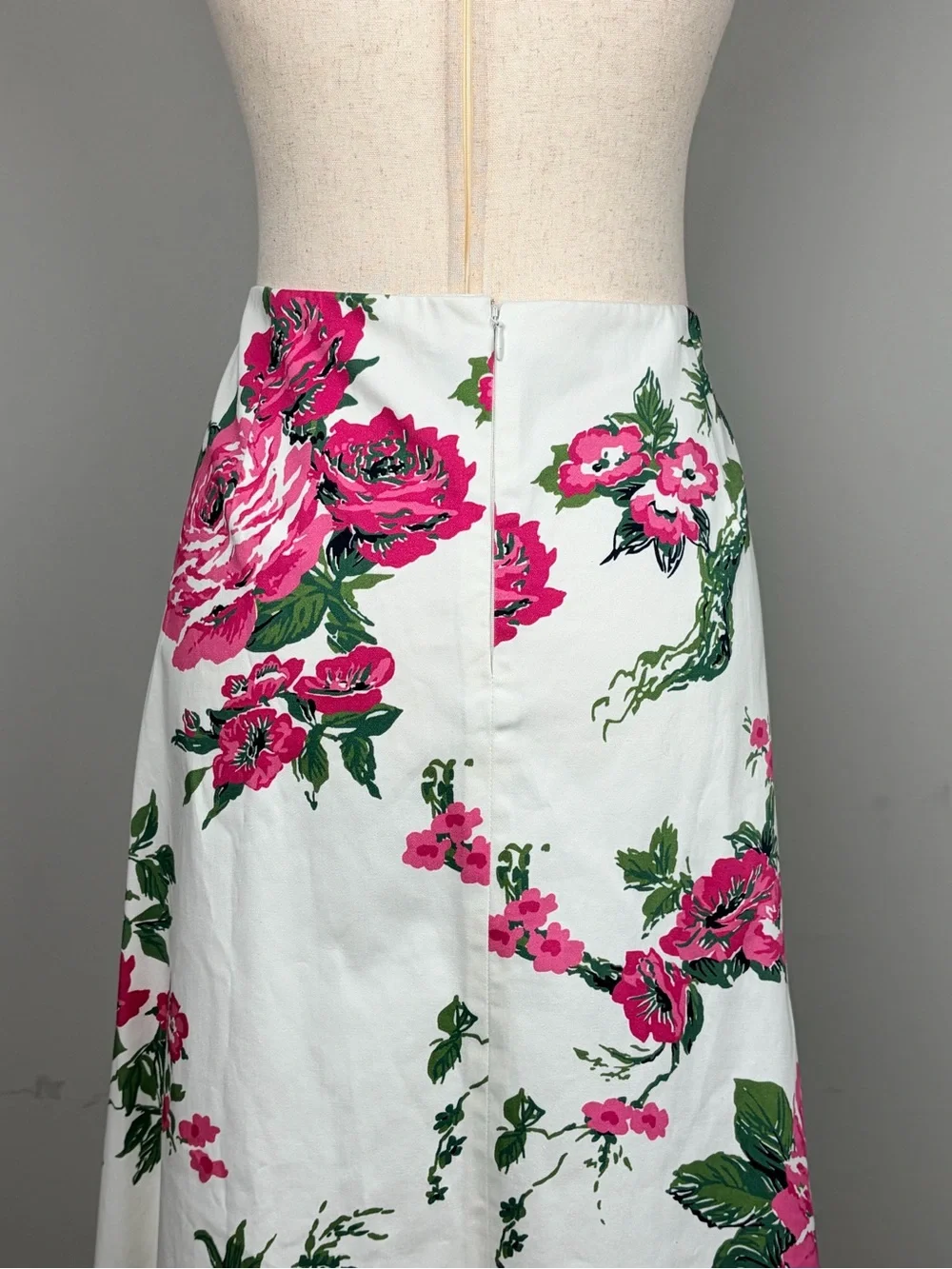 Carolina‎ Herrera Floral Rose Print Midi Skirt Sz 12 White Pink Made Italy